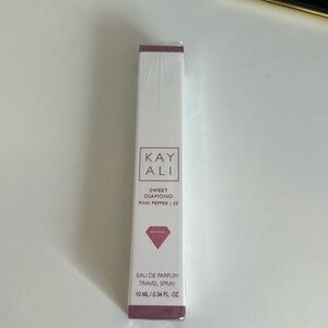 Kayali sweet diamond pink pepper